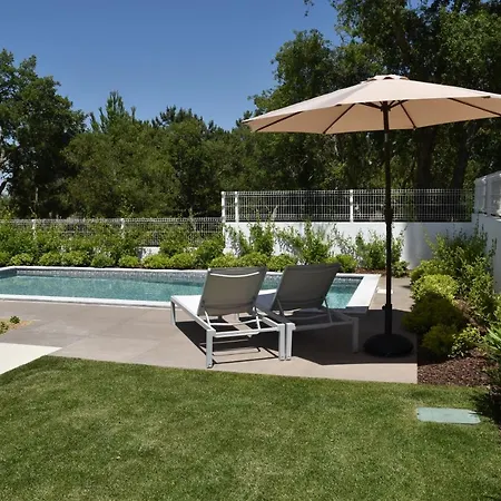 Casa Simpar Holiday Suites Bed & Breakfast